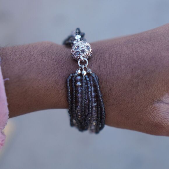 Teal Gray Multistrand Glass Beaded Magnetic Bracelet with Rhinestone Clasp - Picture 2 of 7